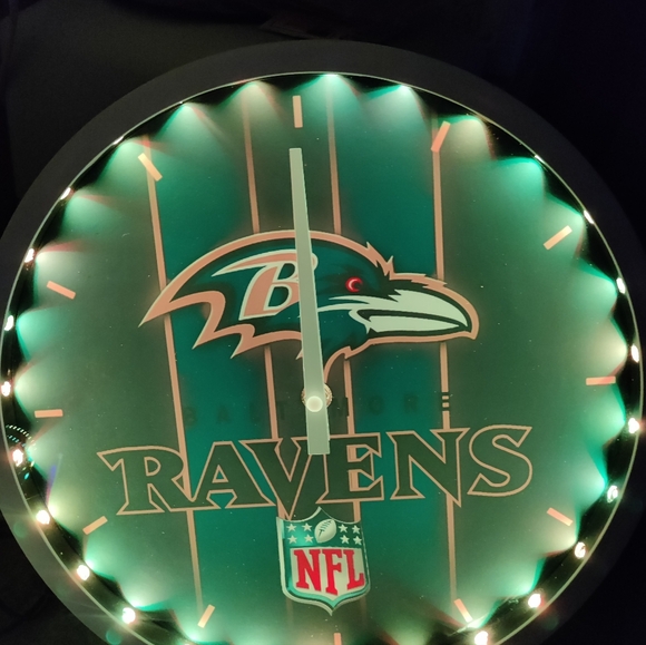 Ravens RGB led clock 12" diameter personalized - Picture 3 of 7